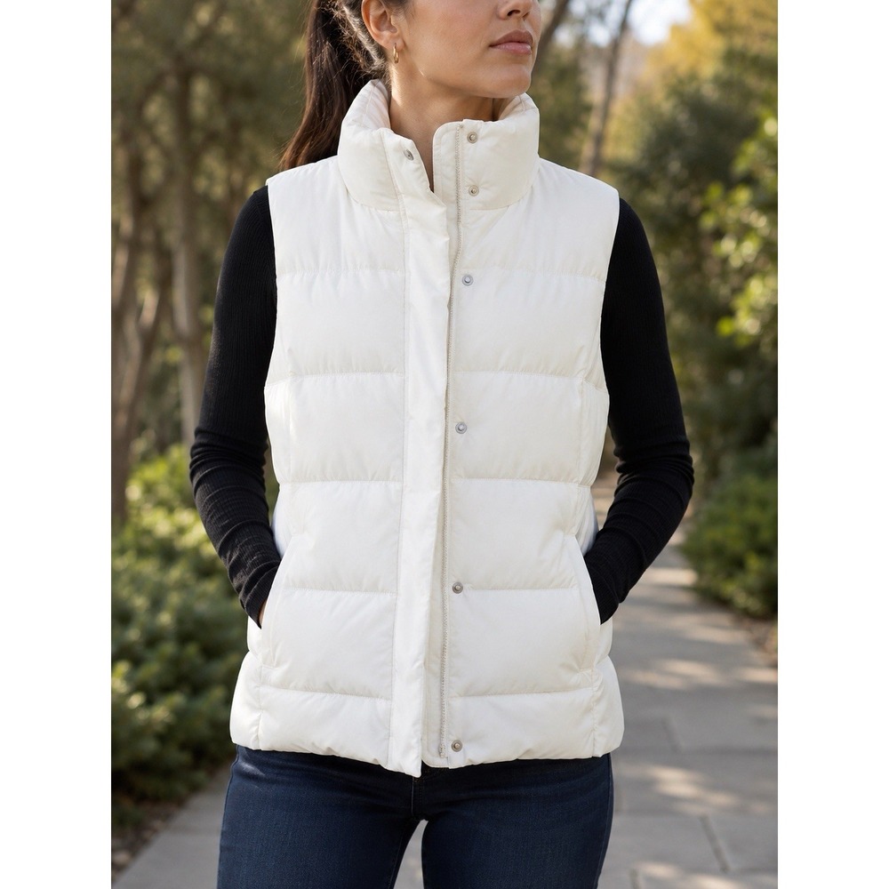 GAP Women's Puffer Vest L White Quilted Insulated Full Zip Pockets